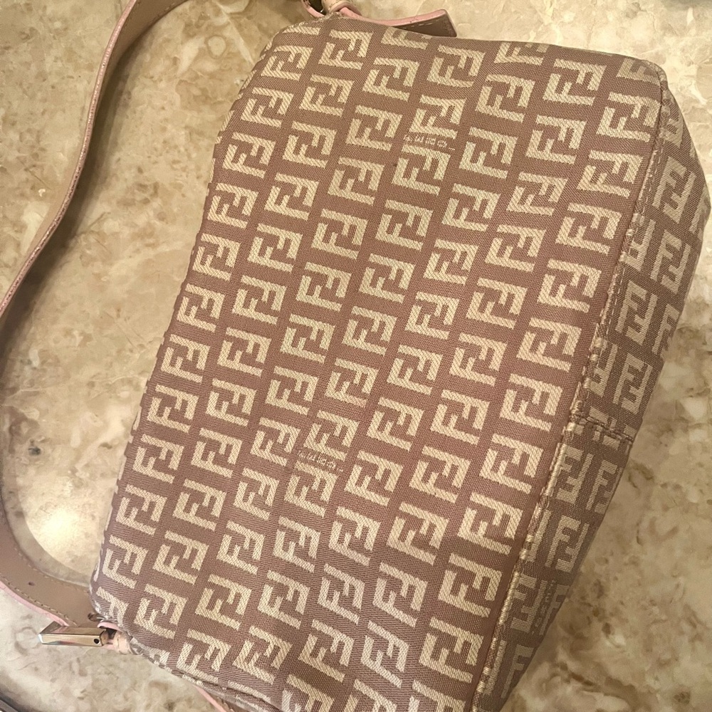 Fendi Pink and Tan Shoulder Bag with Iconic Monogram - Picture 5 of 9